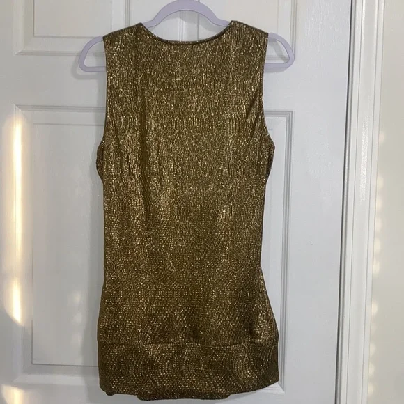 Gold Shimmer Top✨ - Picture 4 of 4